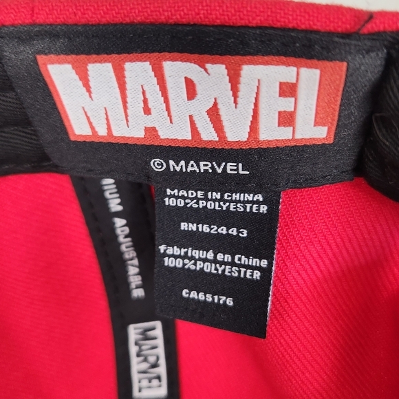 Marvel Lids Kids Spider-Man Red and Black Hat Snap Back NWOT - Picture 5 of 5